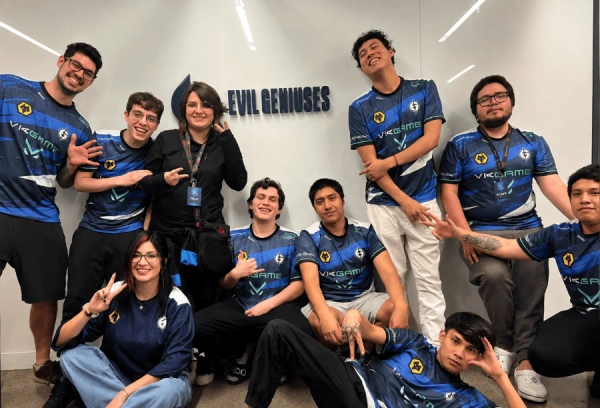 Evil Geniuses امپراطوری سرنگون شده