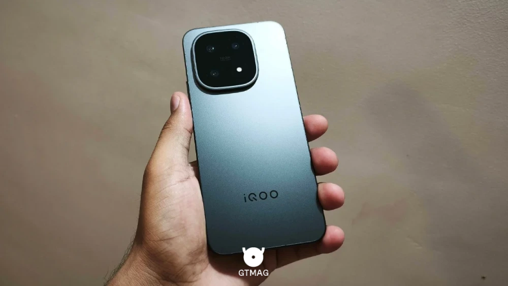 iQOO 15 با باتری 7000 میلی آمپری