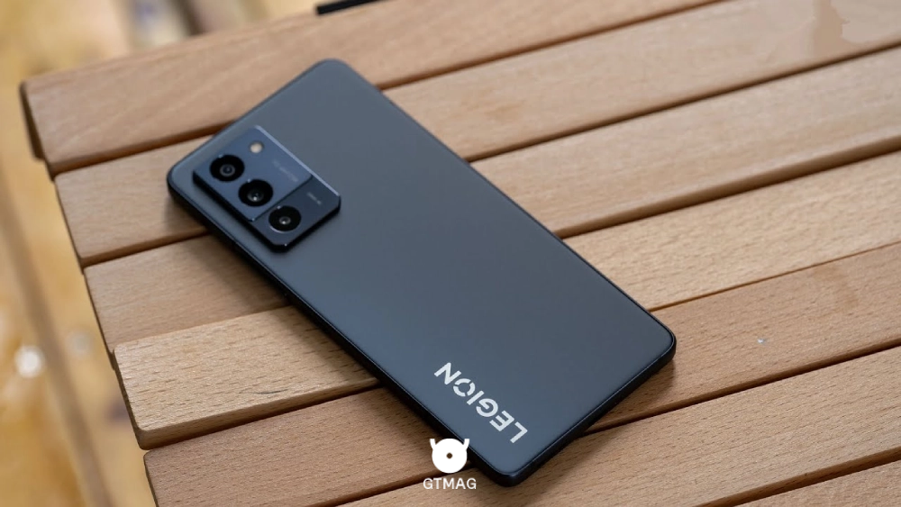 Lenovo Legion Y70
