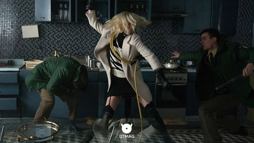 6. بلوند اتمی (Atomic Blonde) - معرفی بهترین فیلمهای سینمایی مخفیکاری و جاسوسی برای گیمرها