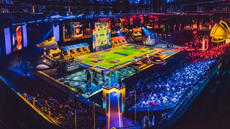 مسابقات بین المللی esports CRL در بازی Clash Royale