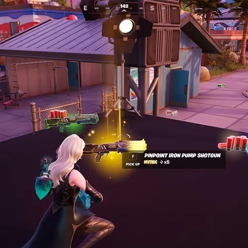 Fortnite در بازی Iron Pump Shotgun تصویری از
