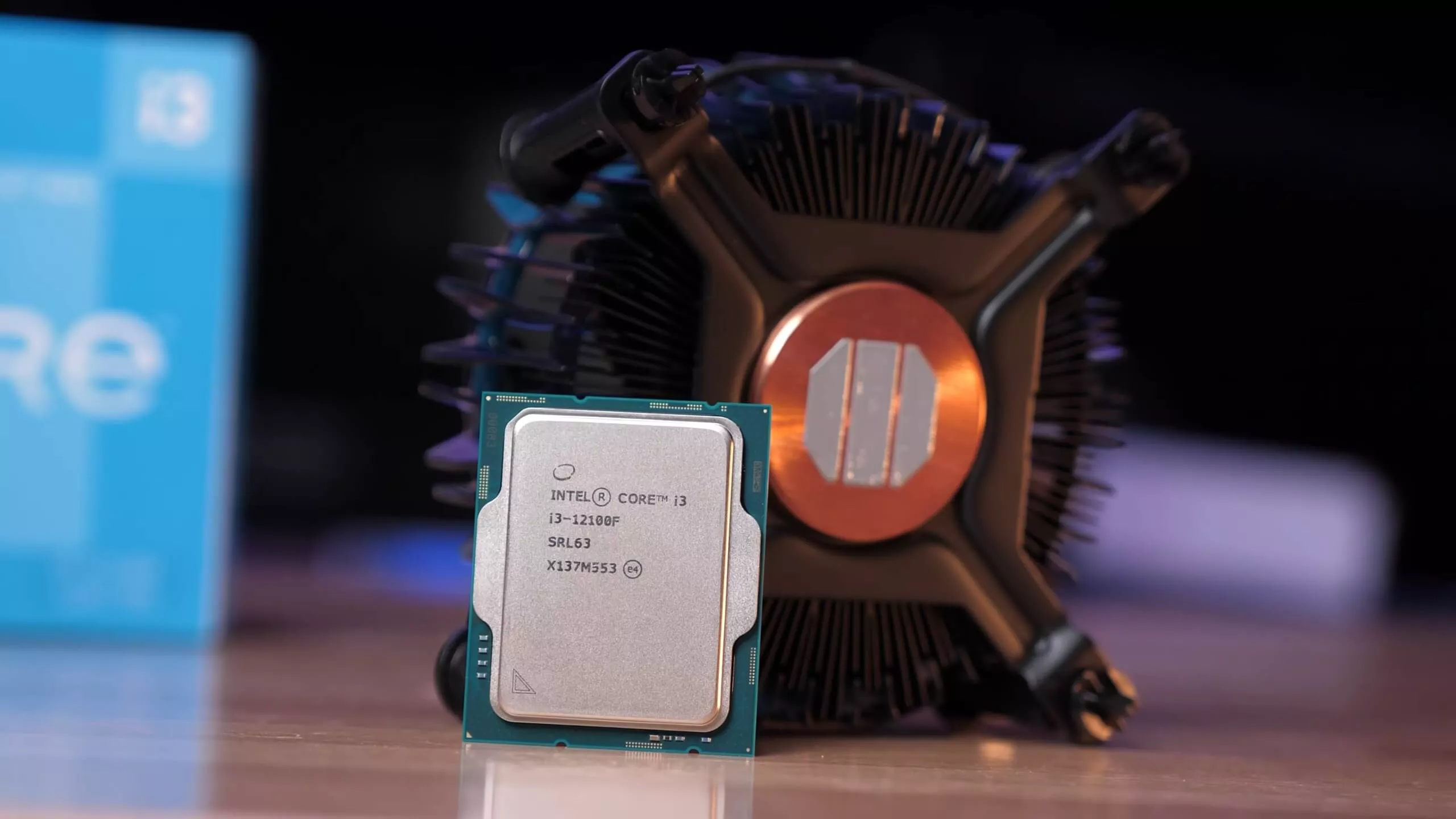 نقد و بررسی پردازنده گیمینگ اینتل Core i3 12100F مناسب سیستم‌های ارزان قیمت