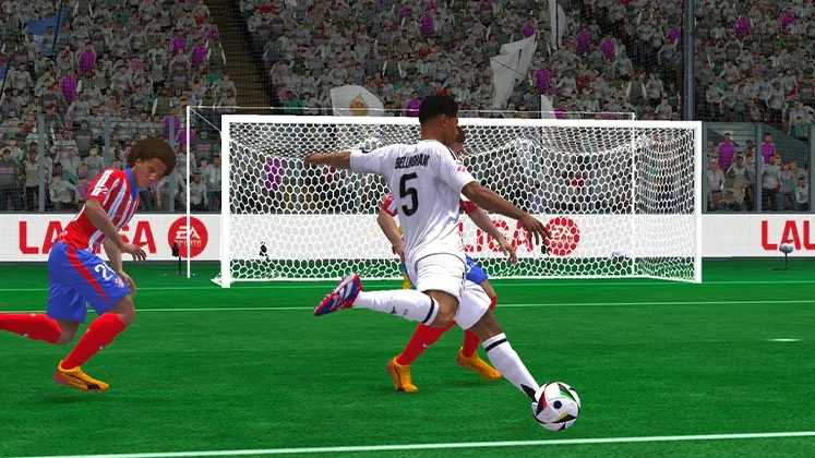 تصویری از بازی FC Mobile